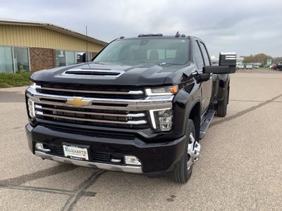 2022 Chevrolet Silverado 3500 HD High Country