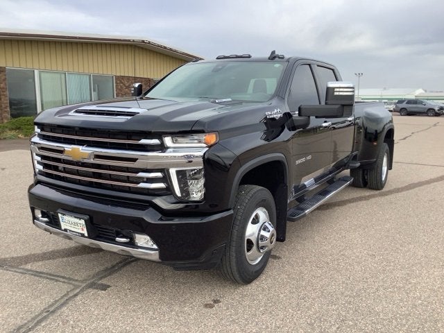 2022 Chevrolet Silverado 3500 HD High Country