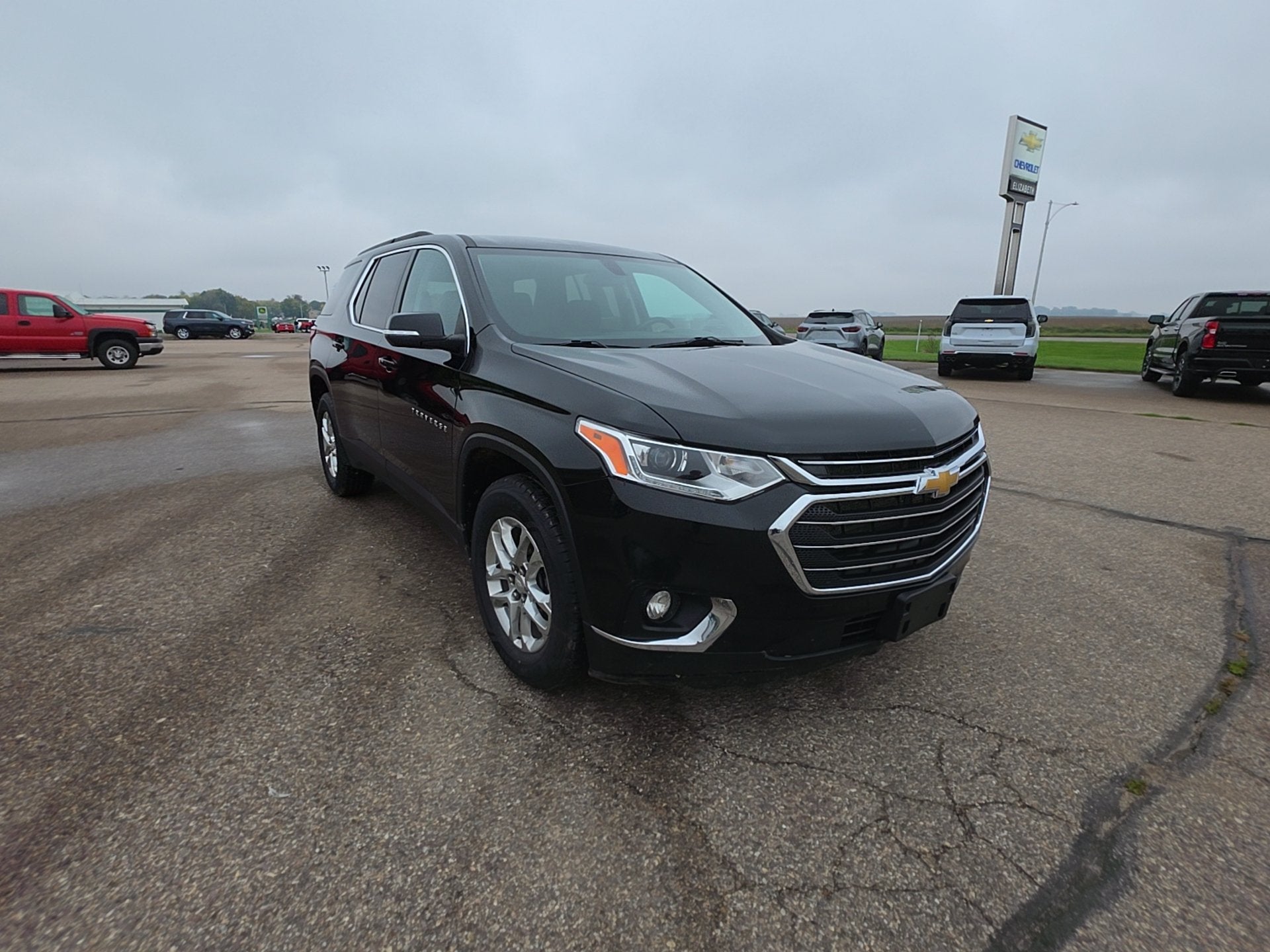 2021 Chevrolet Traverse LT Cloth