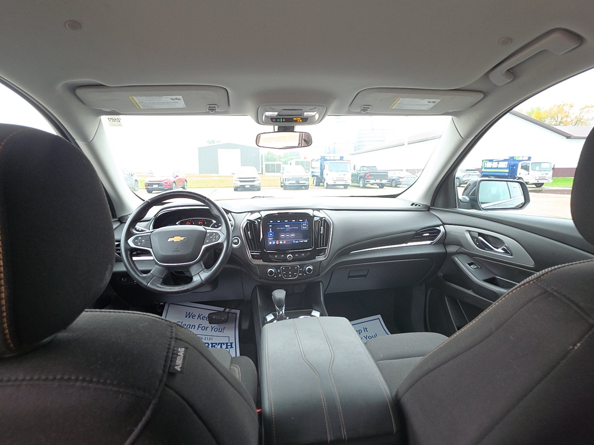 2021 Chevrolet Traverse LT Cloth