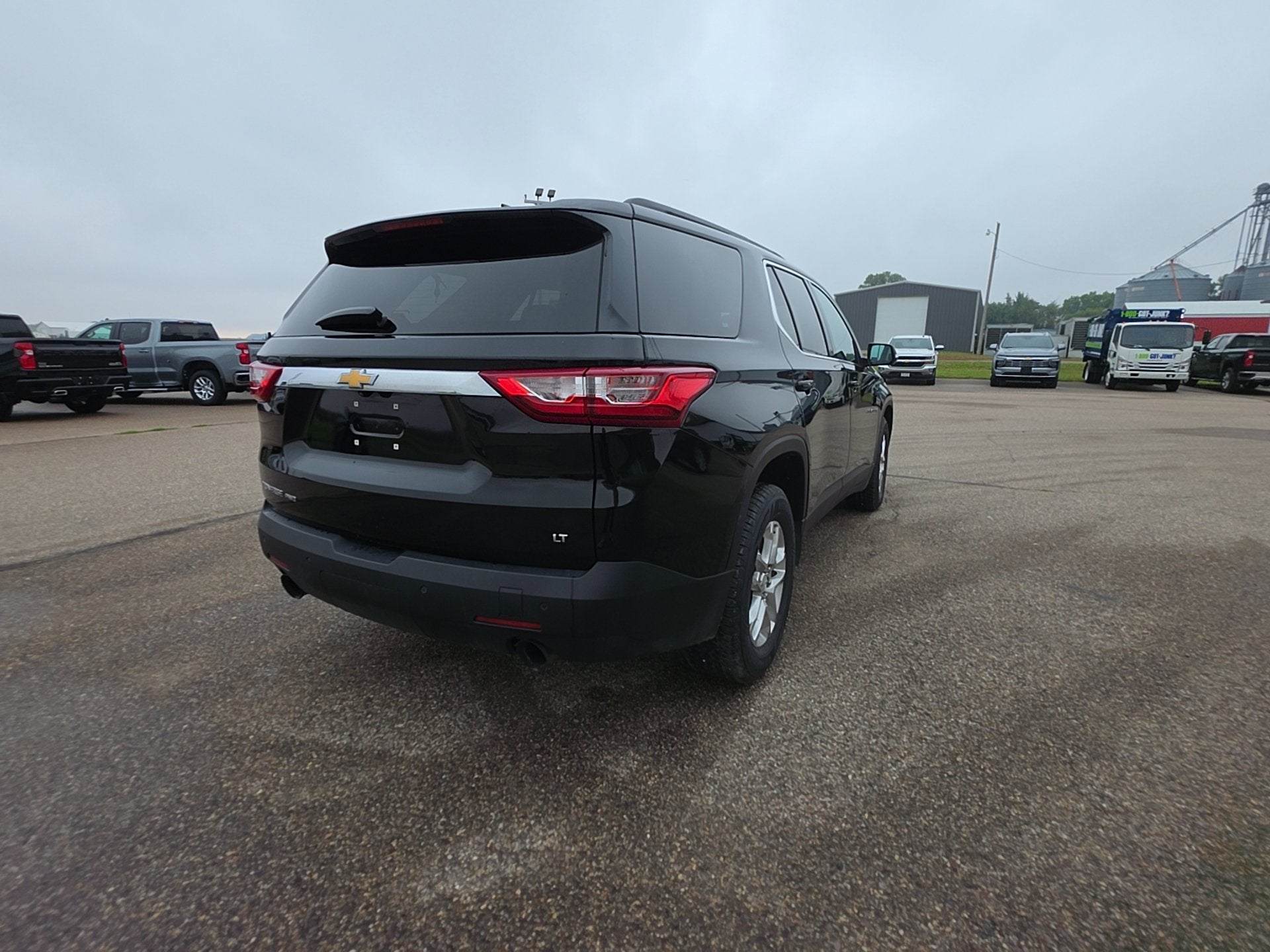 2021 Chevrolet Traverse LT Cloth