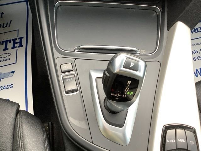 2017 BMW 3 Series 320i xDrive