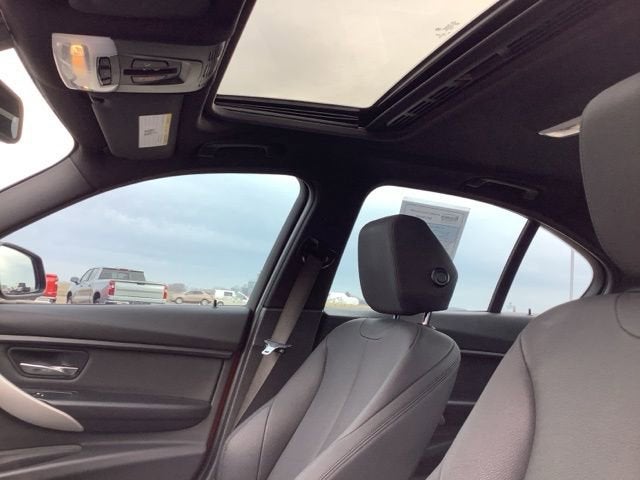 2017 BMW 3 Series 320i xDrive